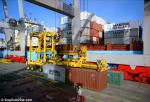 ID 1877 PORT OF AUCKLAND, NZ - Twin-lifting container loading, Axis Fergusson Container Terminal.